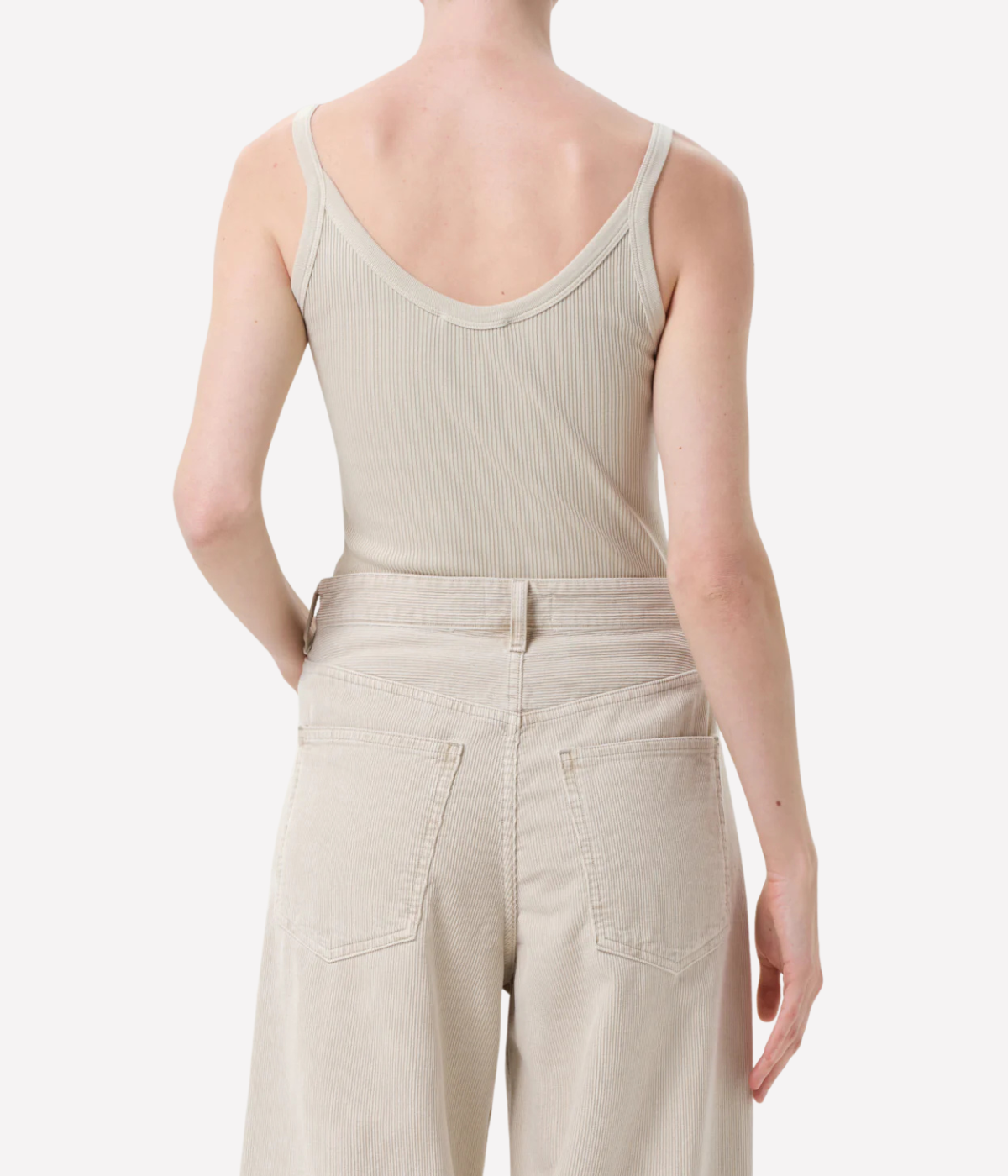 Jordan Tank in Rice Grass