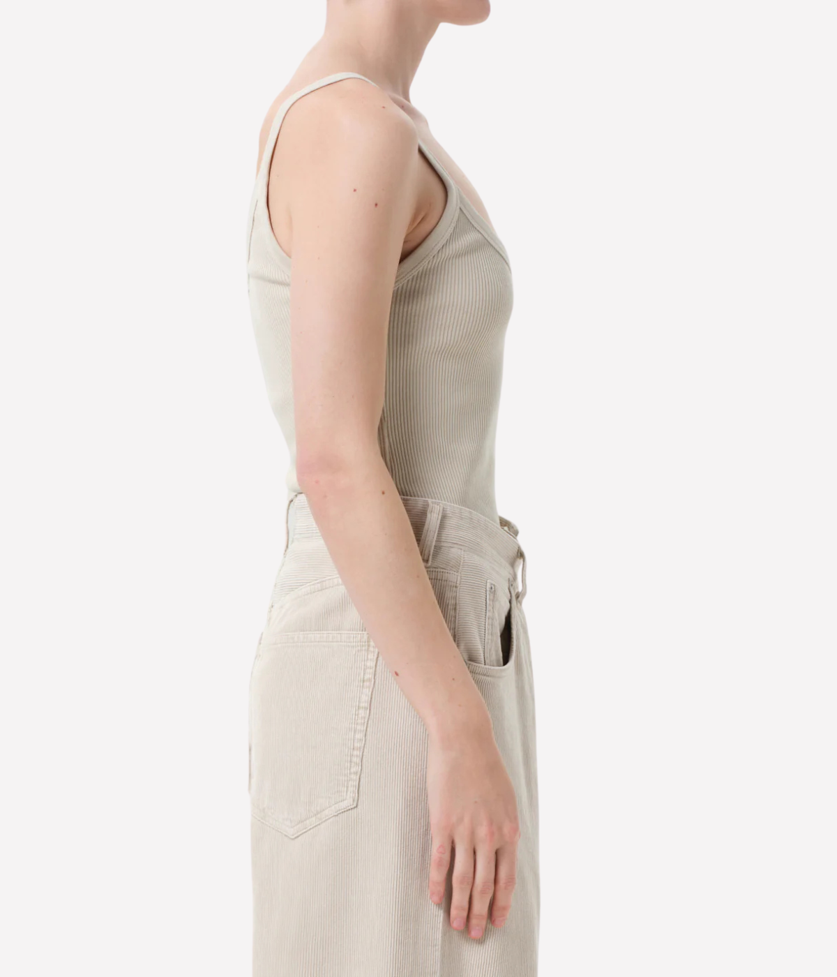 Jordan Tank in Rice Grass