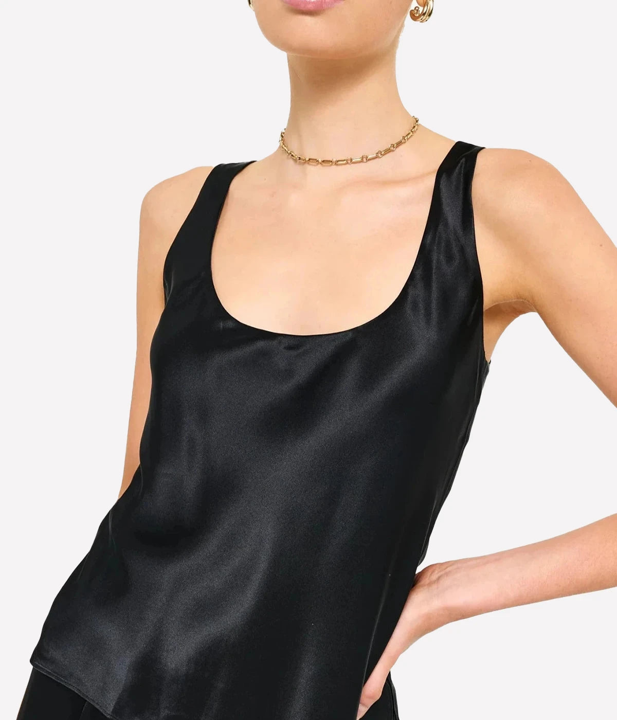 Andressa Cami in Black