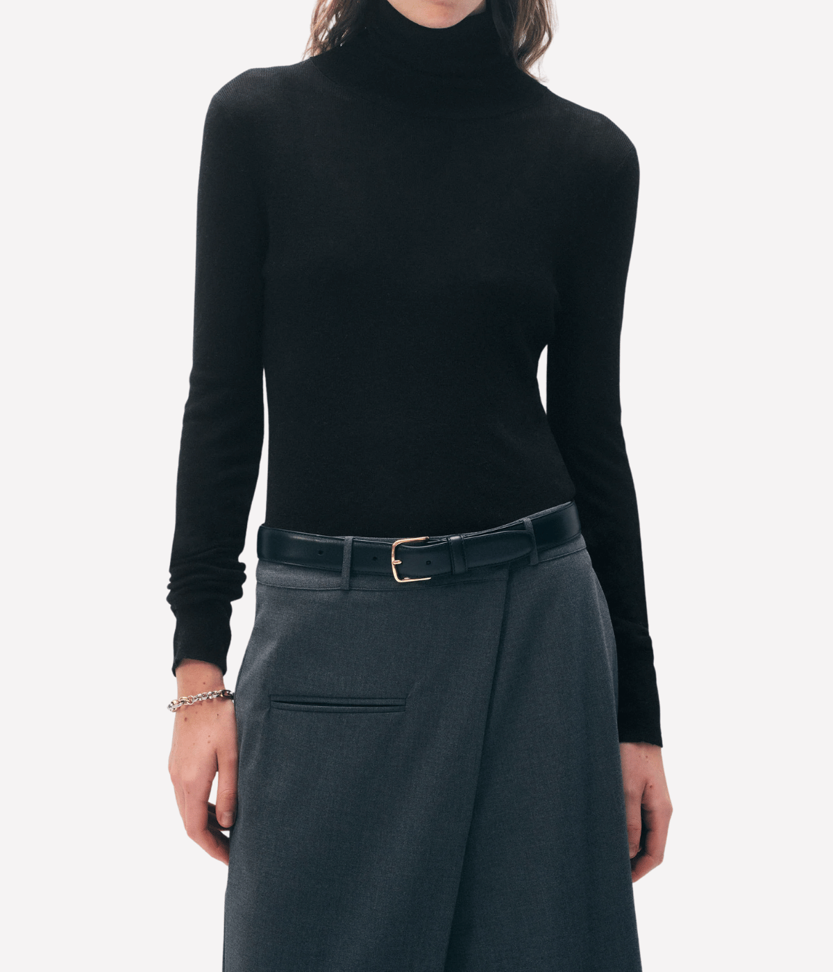Superfine Merino Turtleneck in Black
