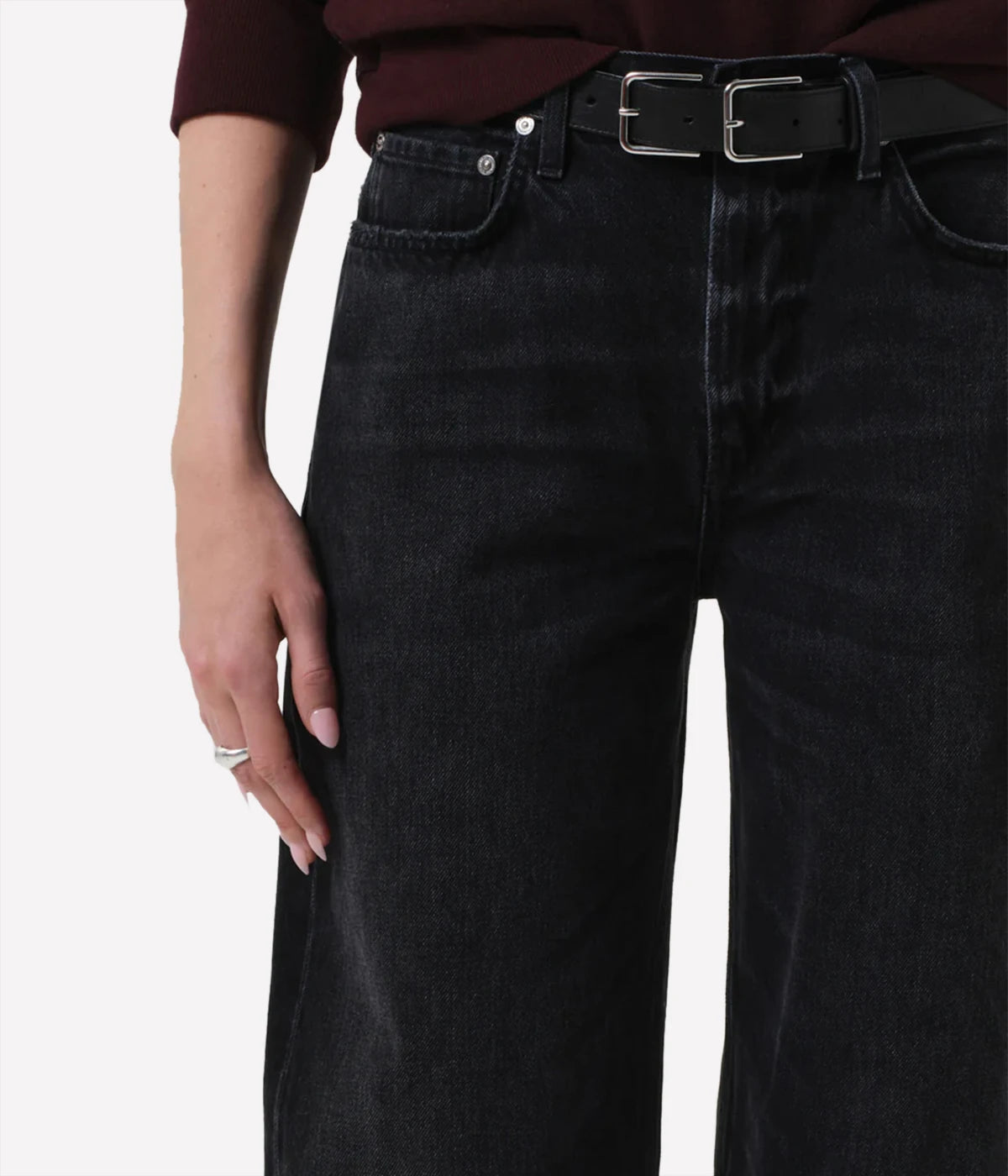 Miro Jean in Raine