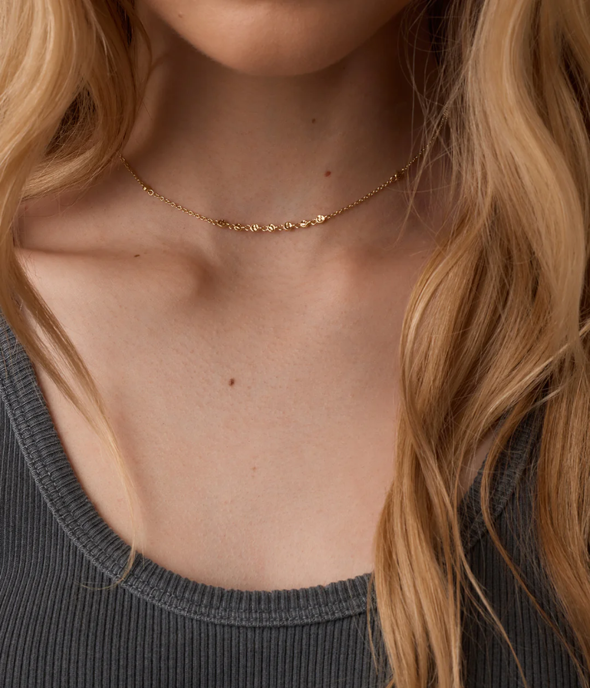 Chloe Min Choker in 18K Gold