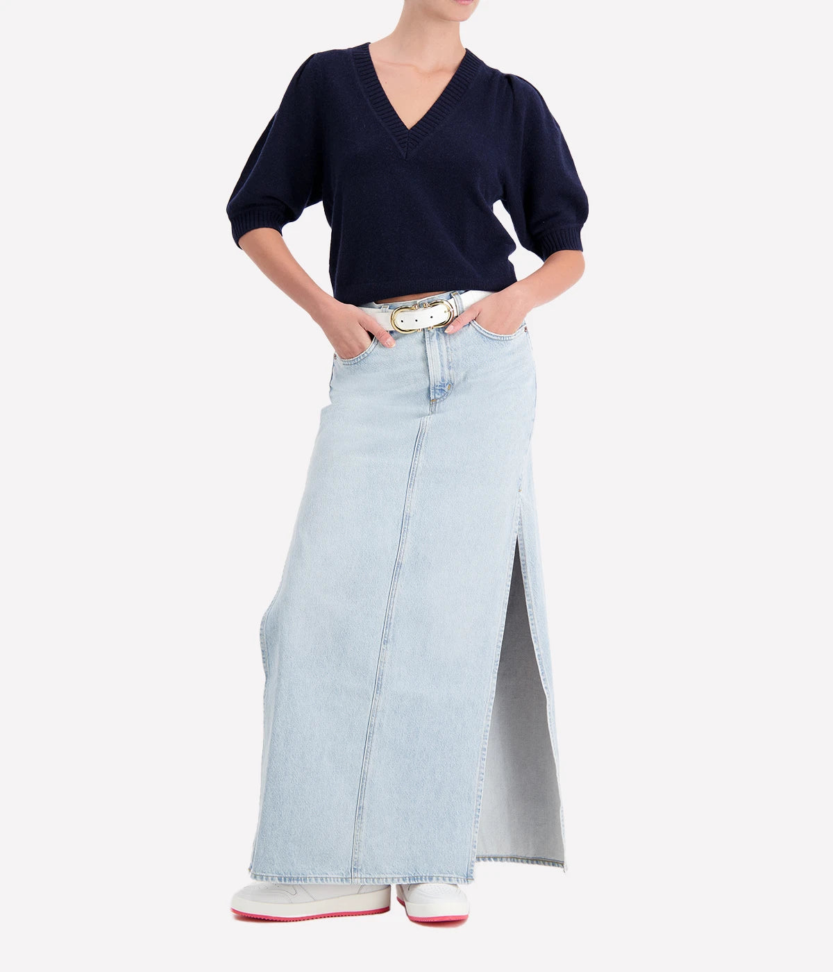 Cashmere Puff Sleeve V Neck in Deep Navy