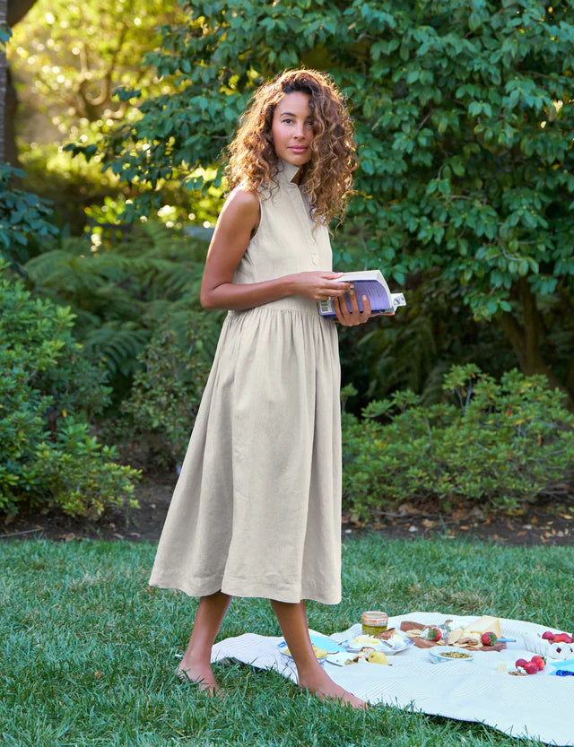 Daphne Popover Dress in Sand