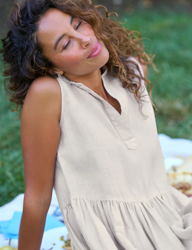 Daphne Popover Dress in Sand