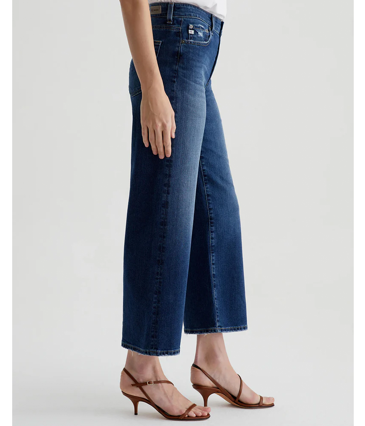 Saige Wide Leg Jean in 7 Years La Lolla