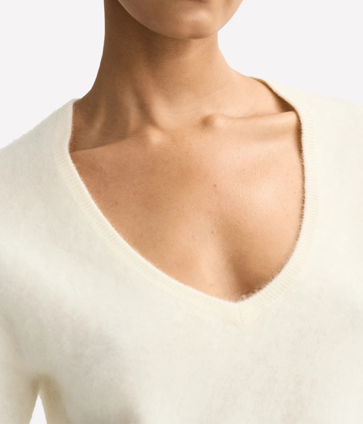 Soft Goat Brushed V Neck T-Shirt in Feather White – Close Up Detail