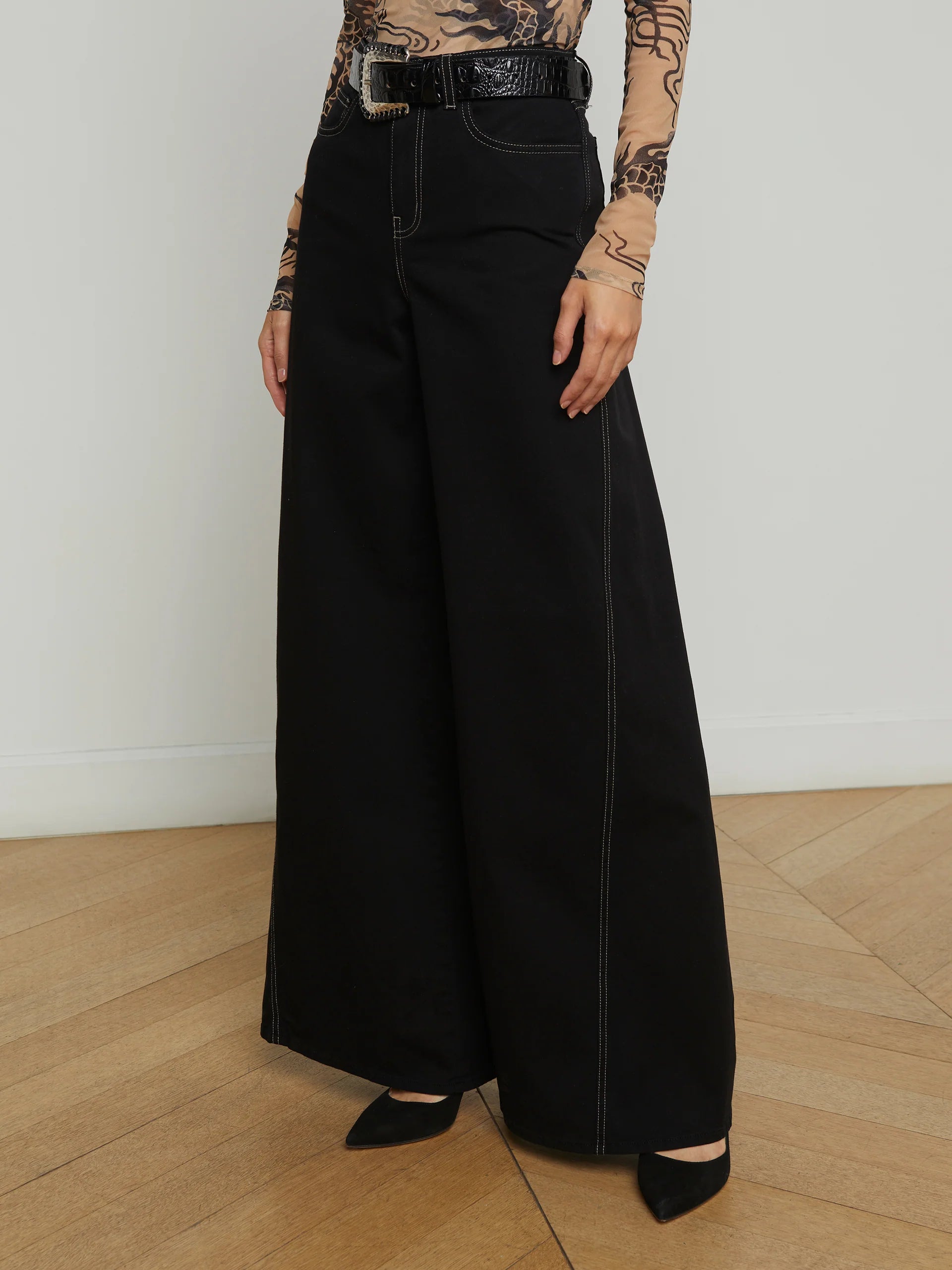 Beau HR Wide Leg Jean in Noir Mothergoose