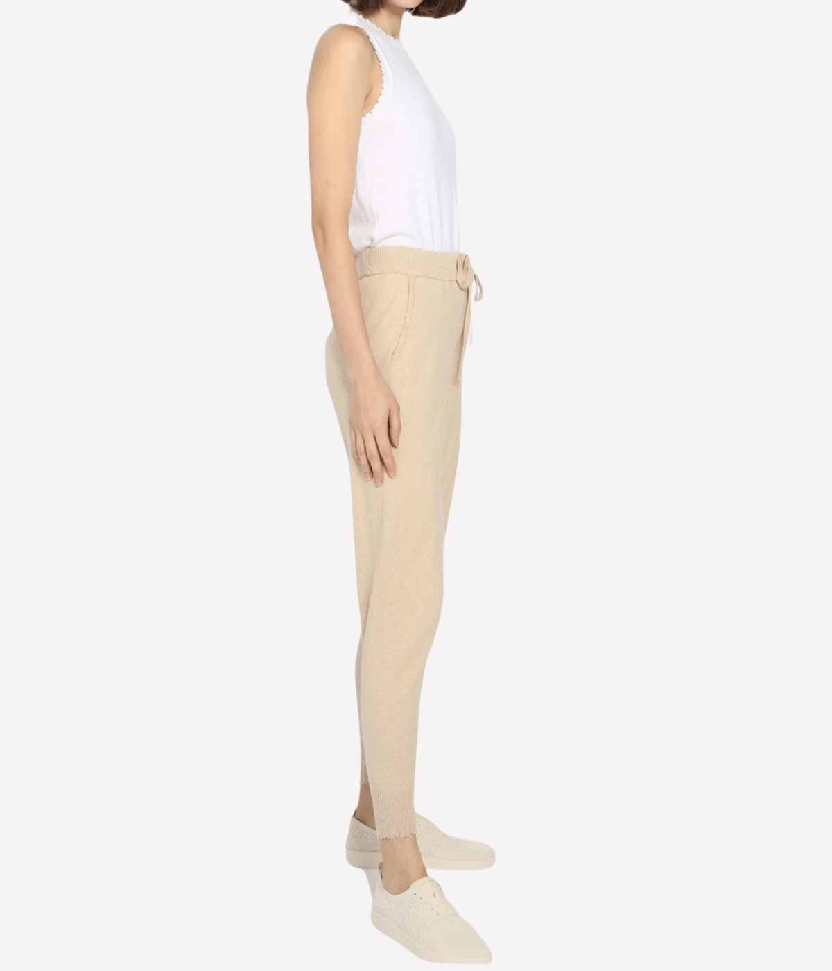 Cashmere Frayed Jogger Pant in brown sugar