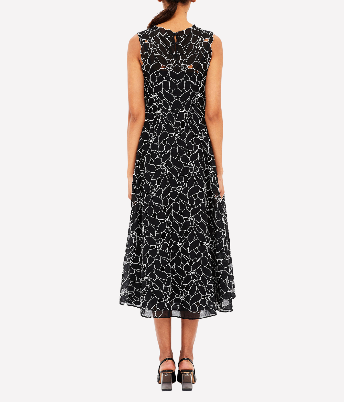 Kiana Sleeveless Midi Dress in Noir