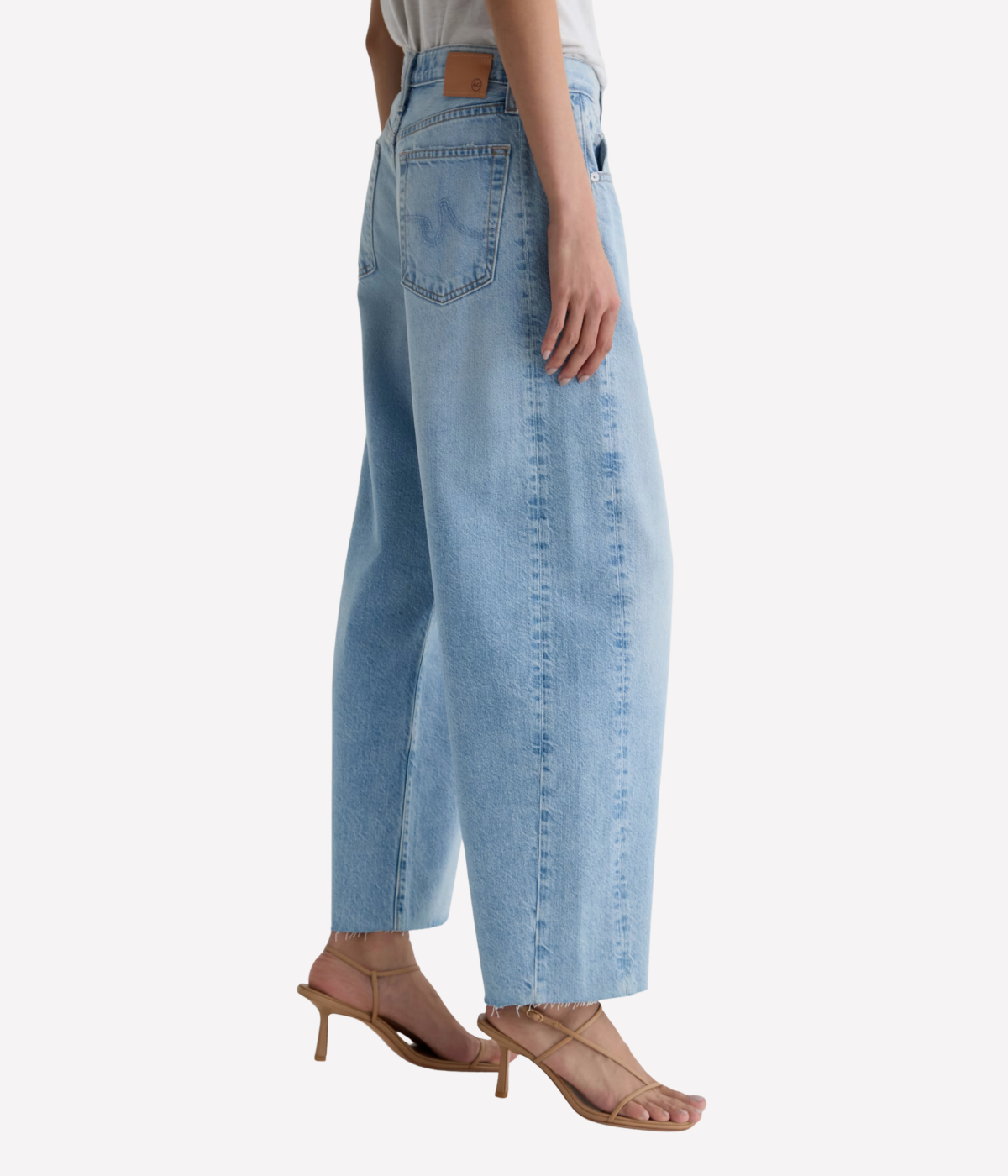 Hattie Crop IN Gesture