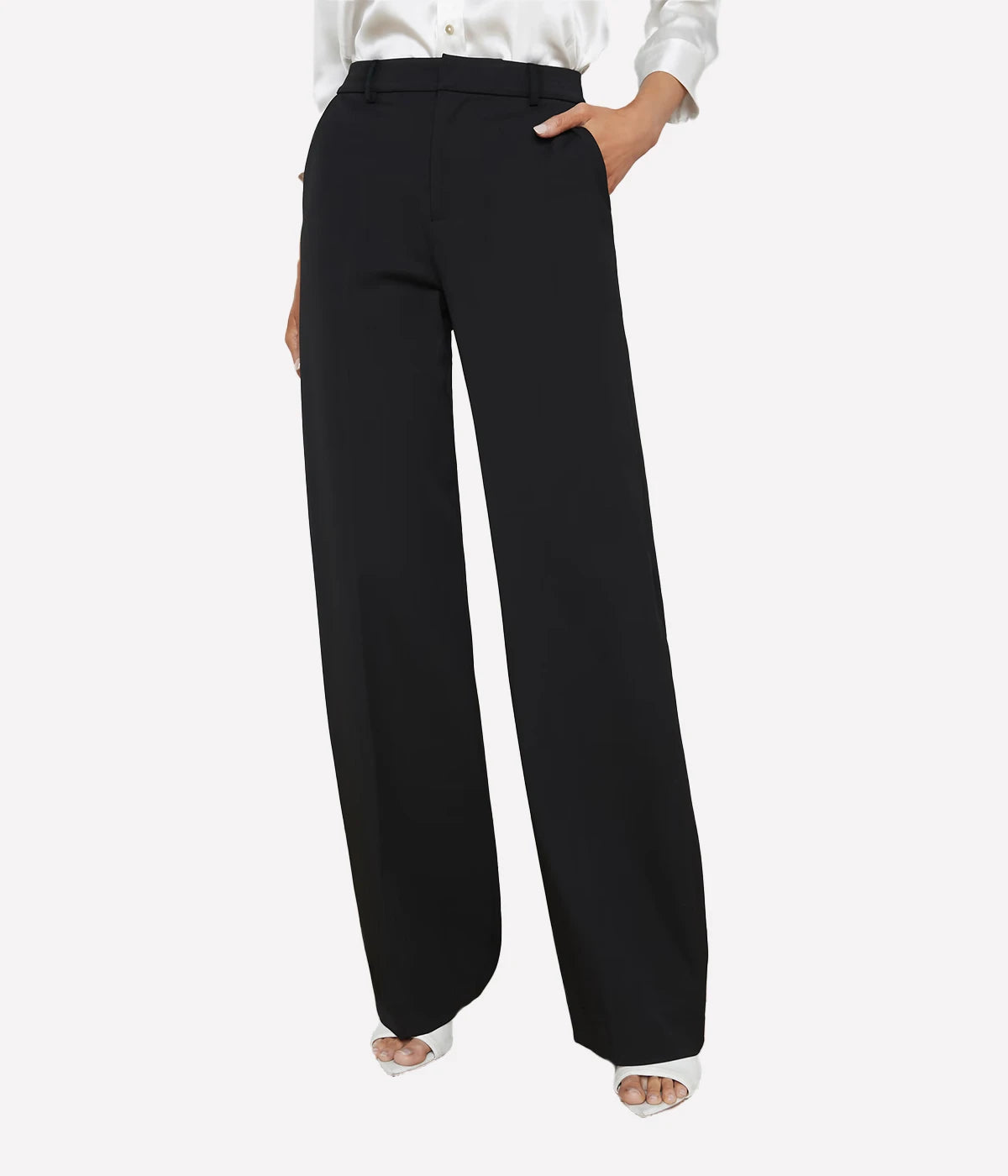 Livvy Straight Leg Trouser In Black