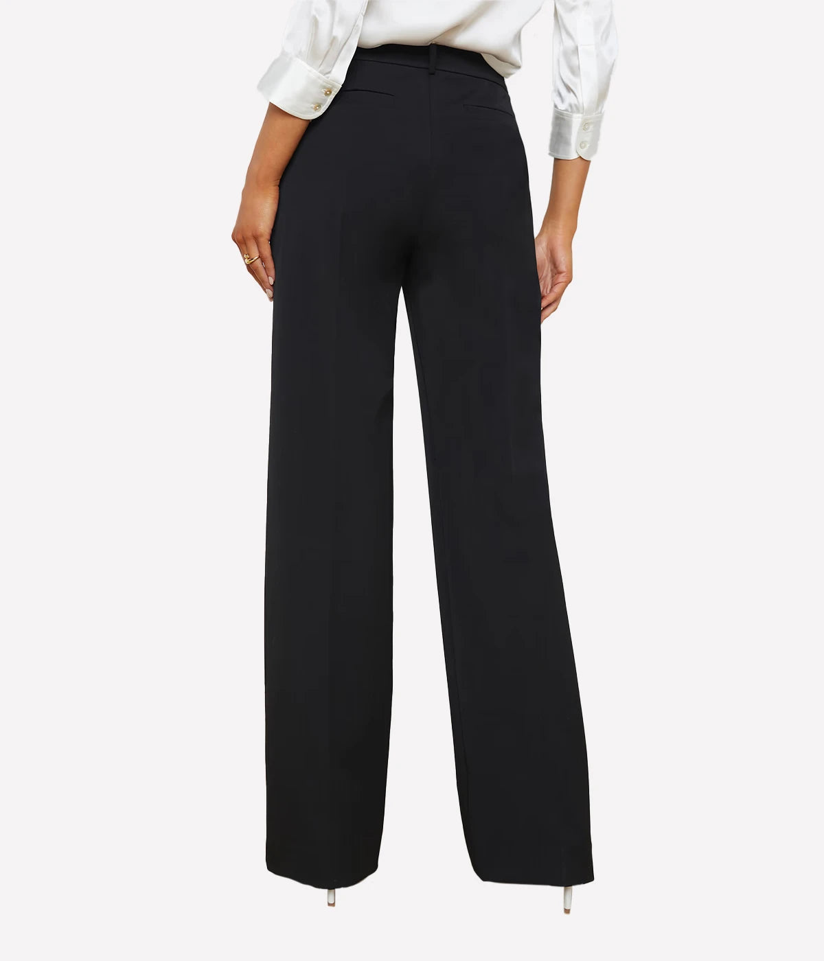 Livvy Straight Leg Trouser In Black