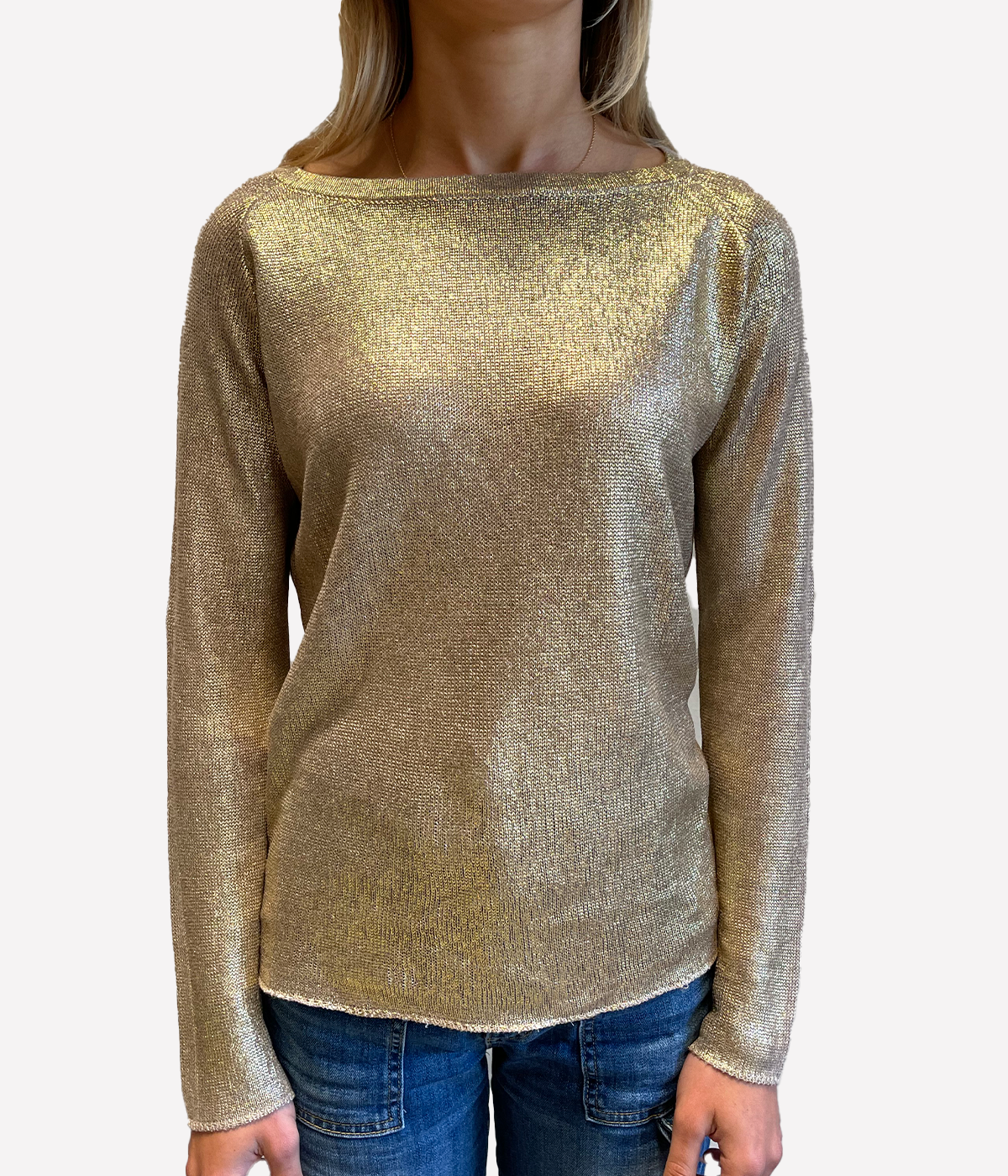 ALT text: Avant Toi laminated metallic pullover in Noce Moscata with round neck and relaxed fit