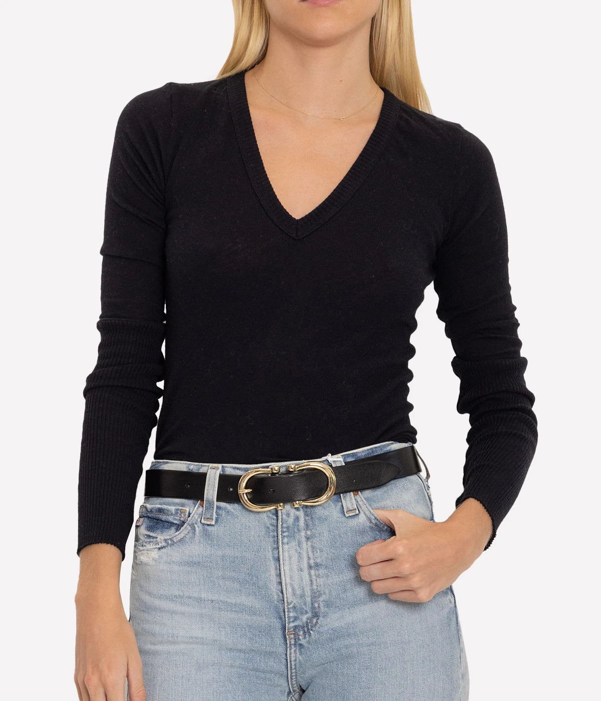 Cashmere V Neck Fitted Long Sleeve Top in Black