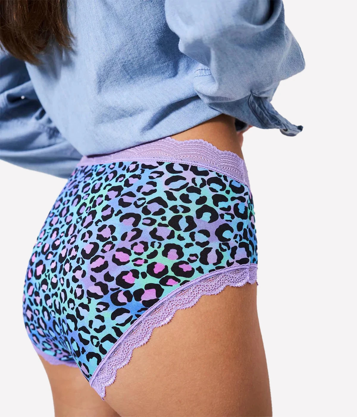 Classic Leopard Underwear Set in Blue & Pink