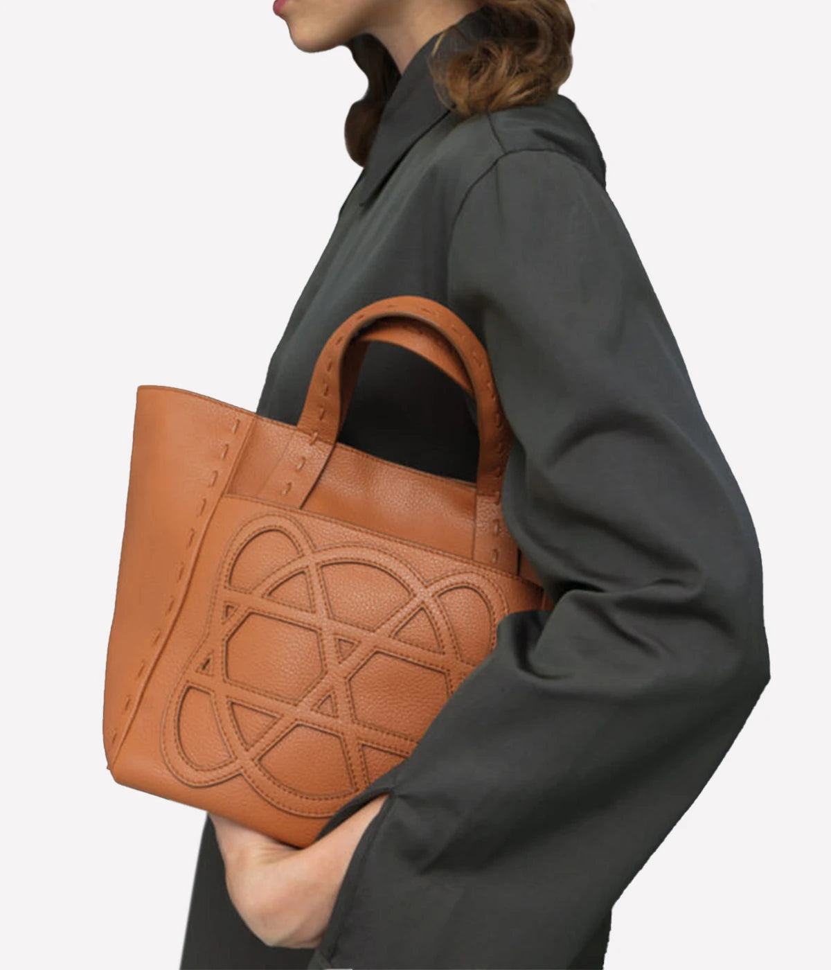 Cleo Grained Leather Bag in Caramel