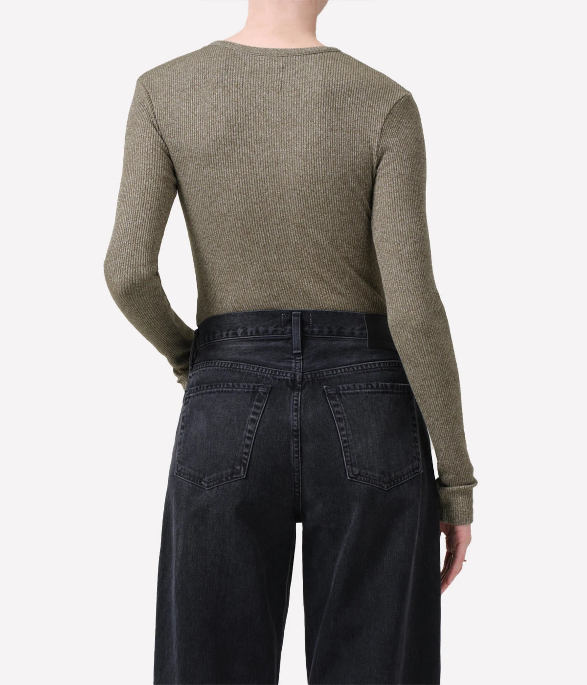 *FINAL SALE* Emma V Neck Top in Costes