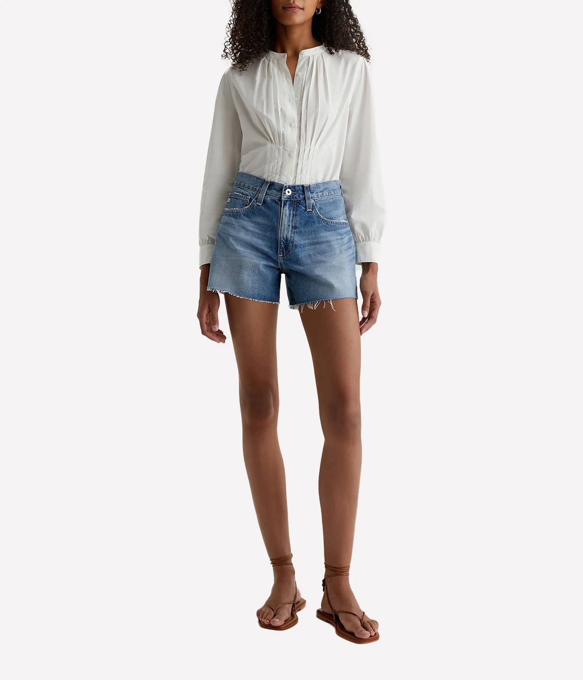 Halle Jean Short in Gemini