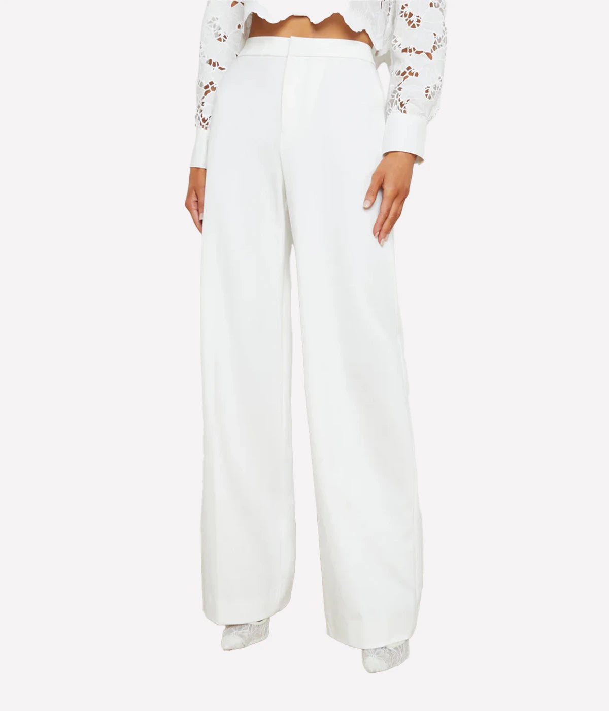 Livvy Straight Leg Trouse in White