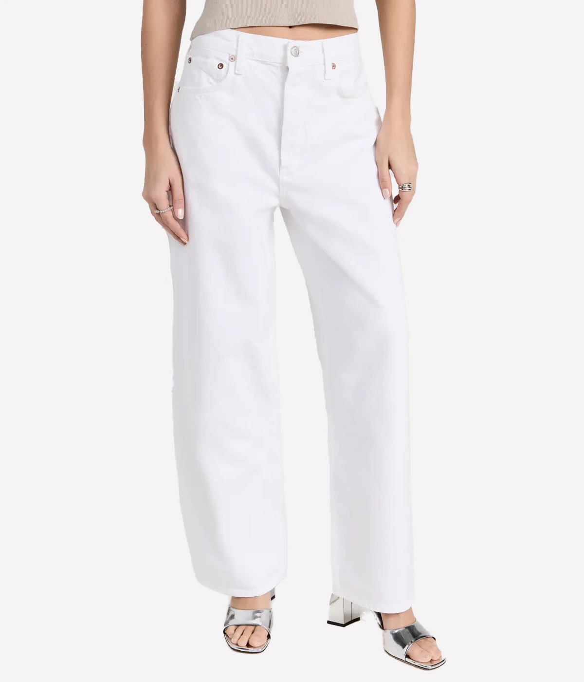 ALT text for images: Low slung, relaxed fit baggy jeans in organic cotton, with a baggy straight leg and low waist.