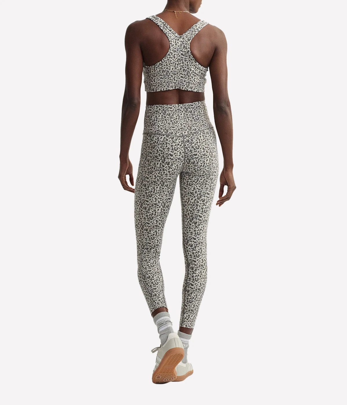 *FINAL SALE* Move Selma Bra in Aurora Feather