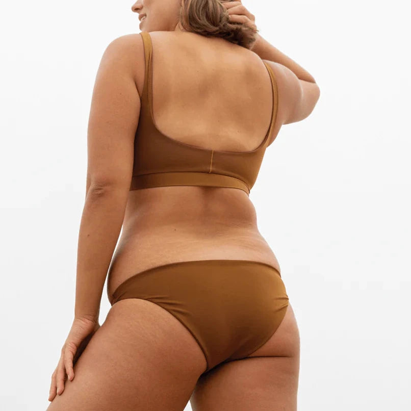 Wear to Bottom in Tan Lines