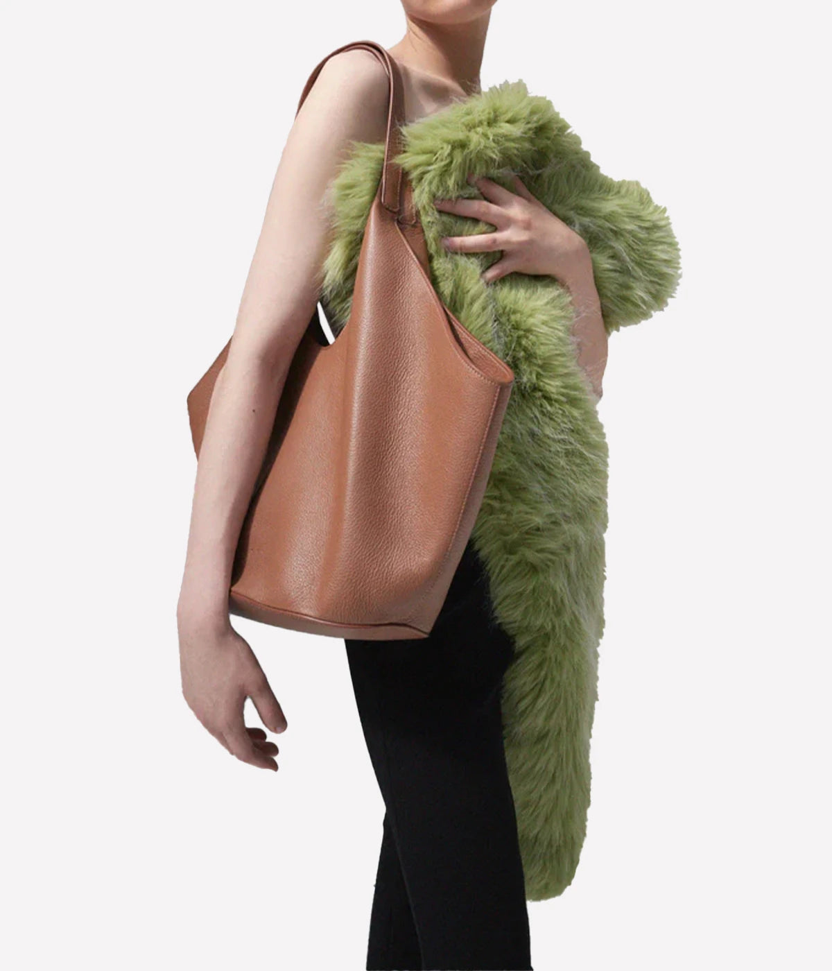 Phantom Tote in Grain Brown Rust