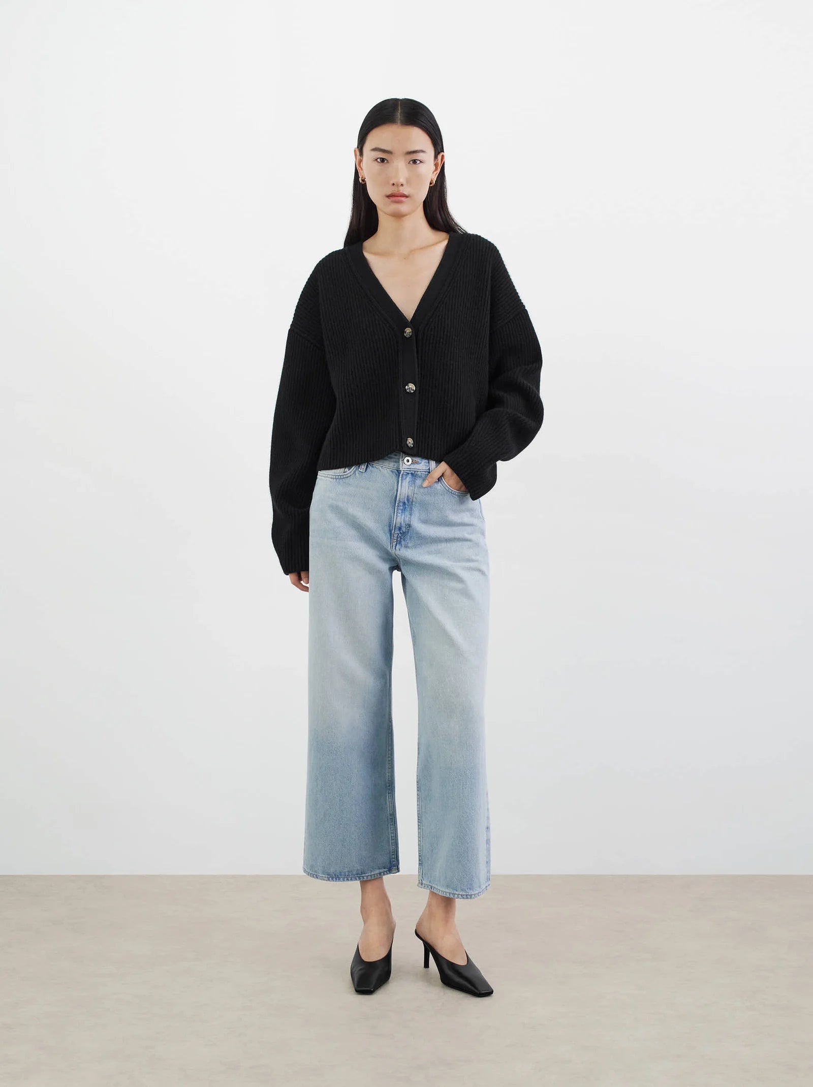 Ribbed Cardigan in Black