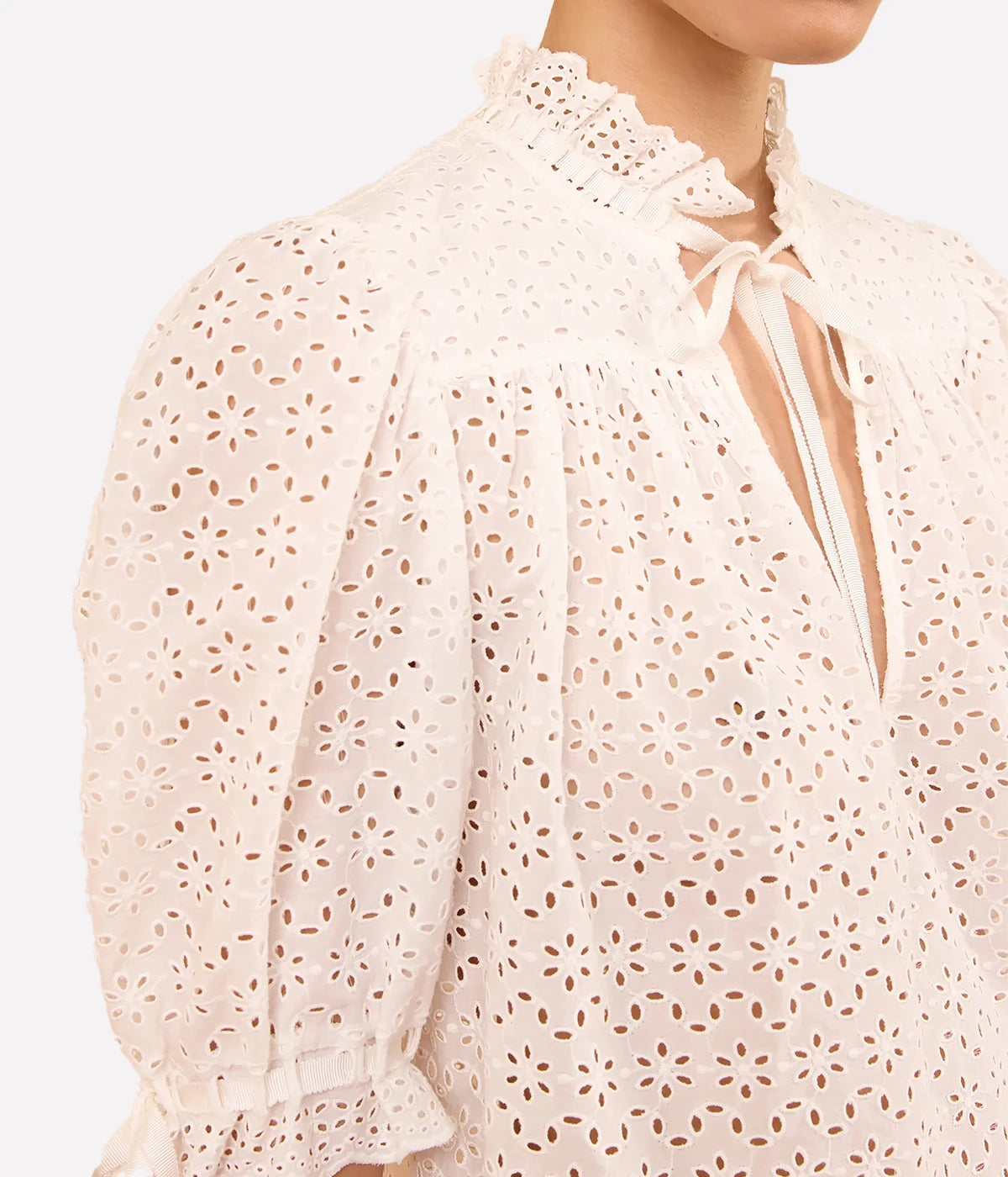 Alouette Short Sleeve Cotton Top In Pristine