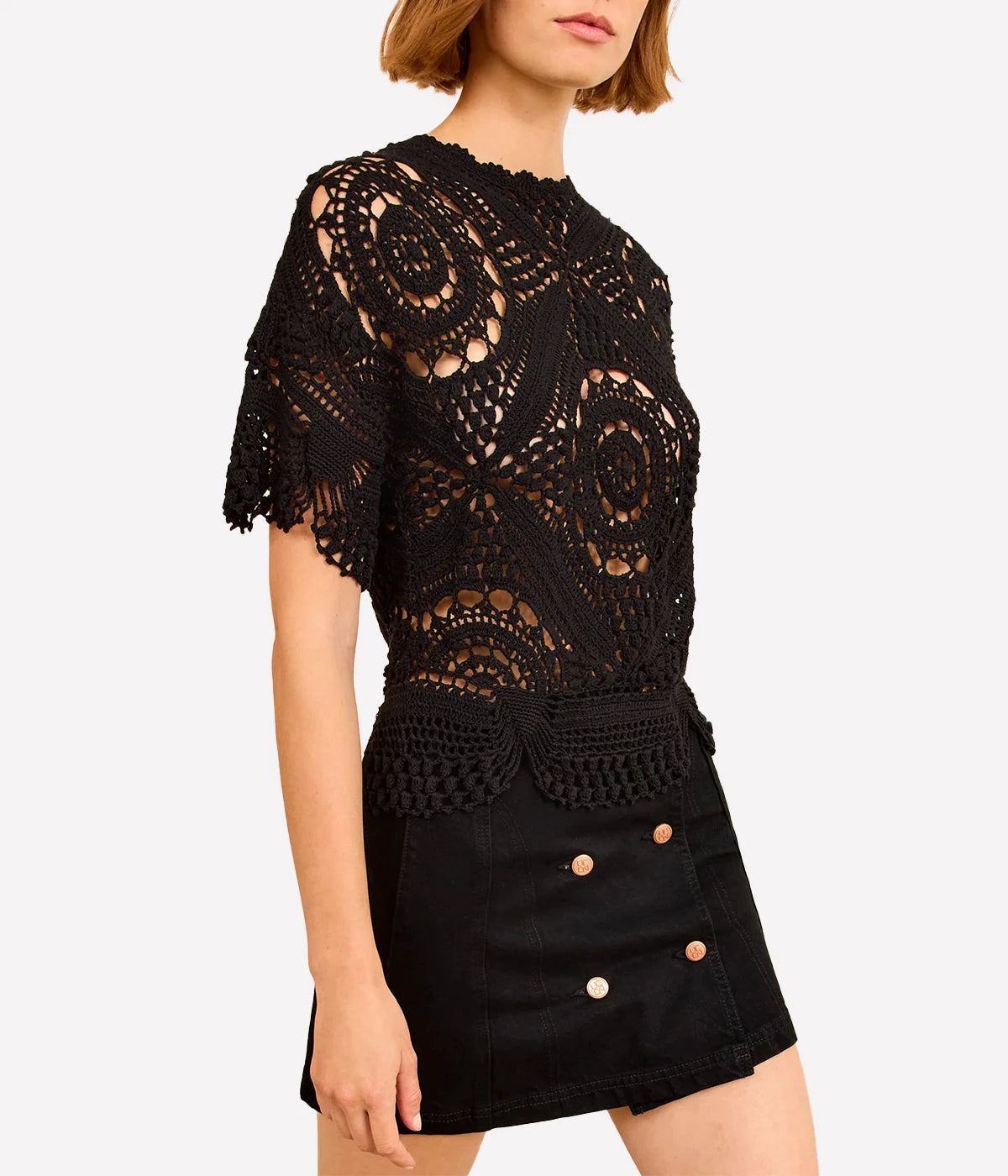 Maddalena SS Hand Crochet Top in Noir