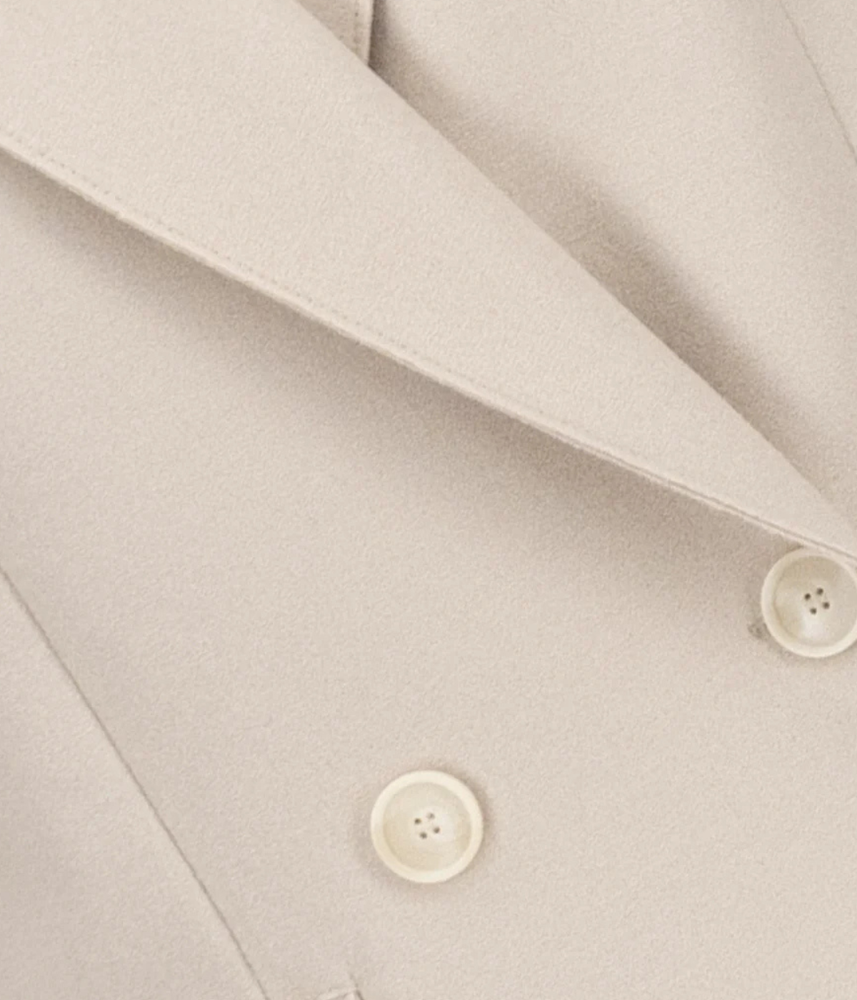 Light Pressed Wool Coat in CREAM