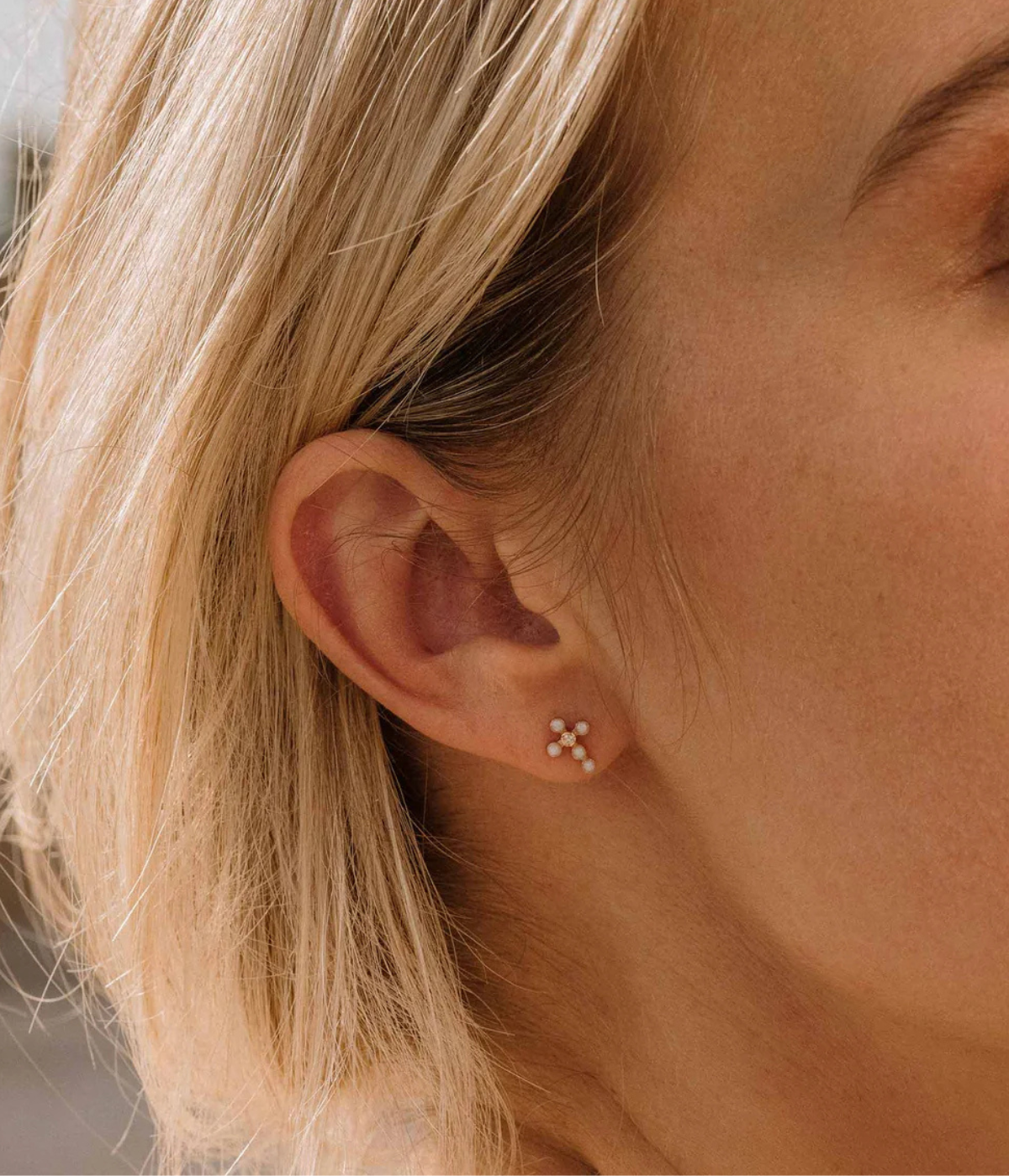 Pearled Cross Diamond Earrings 18K Yellow Gold in Opale