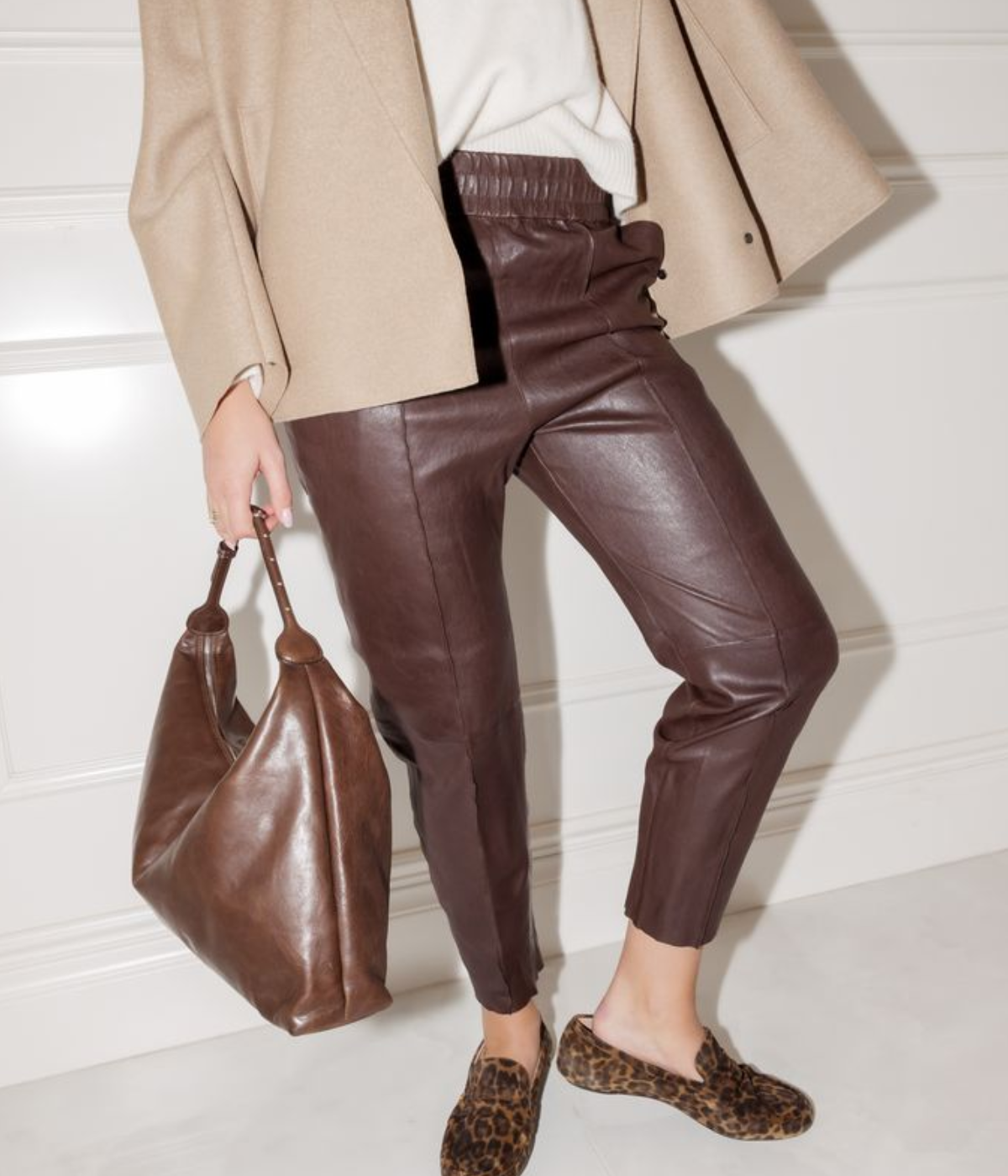 Slim Jogger with Pocket in Dark Chocolate
