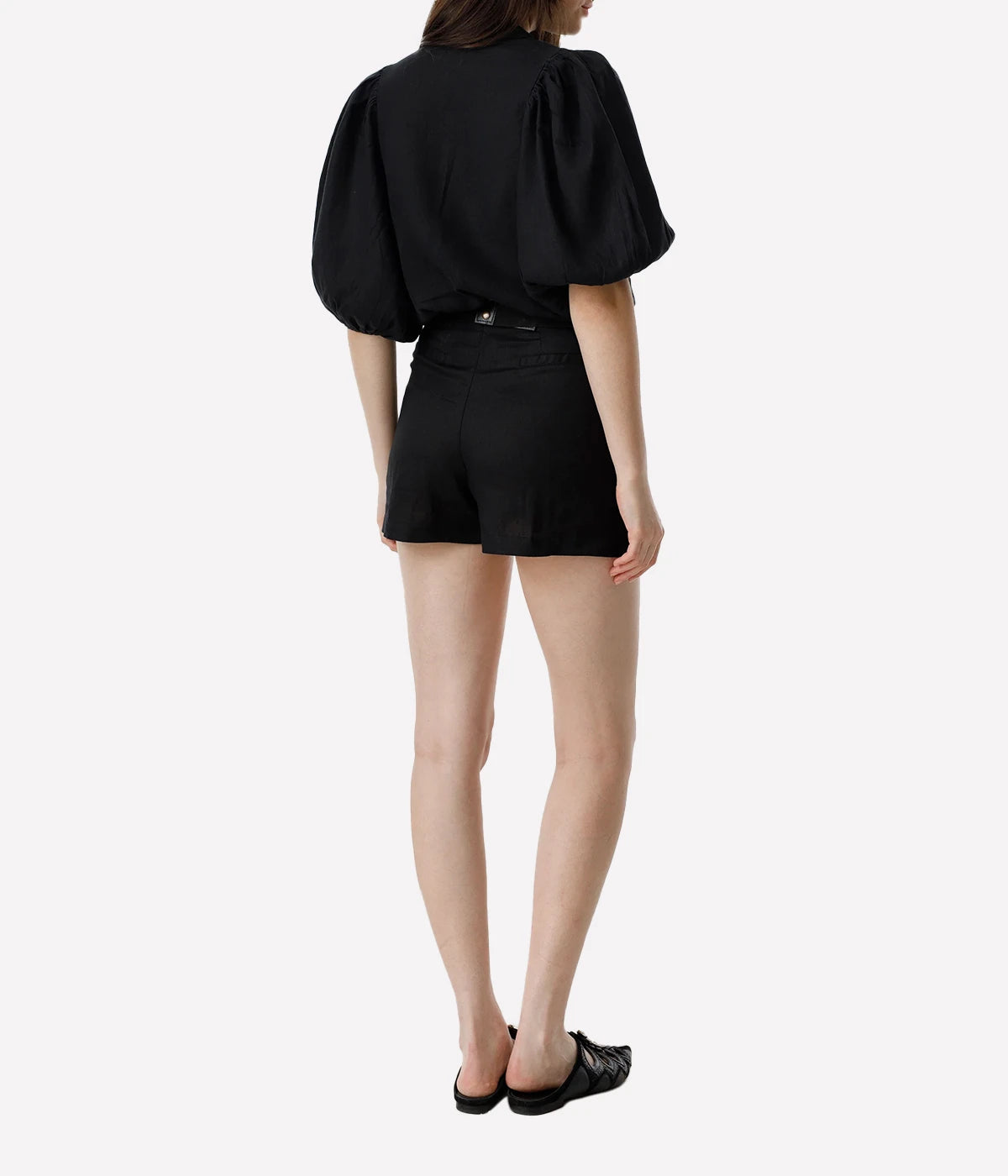 Frida Linen Short in BLACK