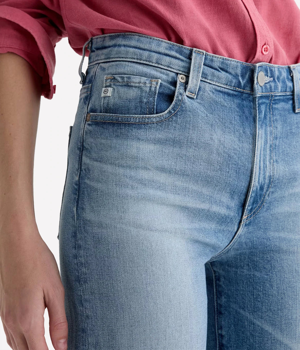 AG Jeans Saige Wide Leg Crop Jean in Helios, close-up of front pocket
