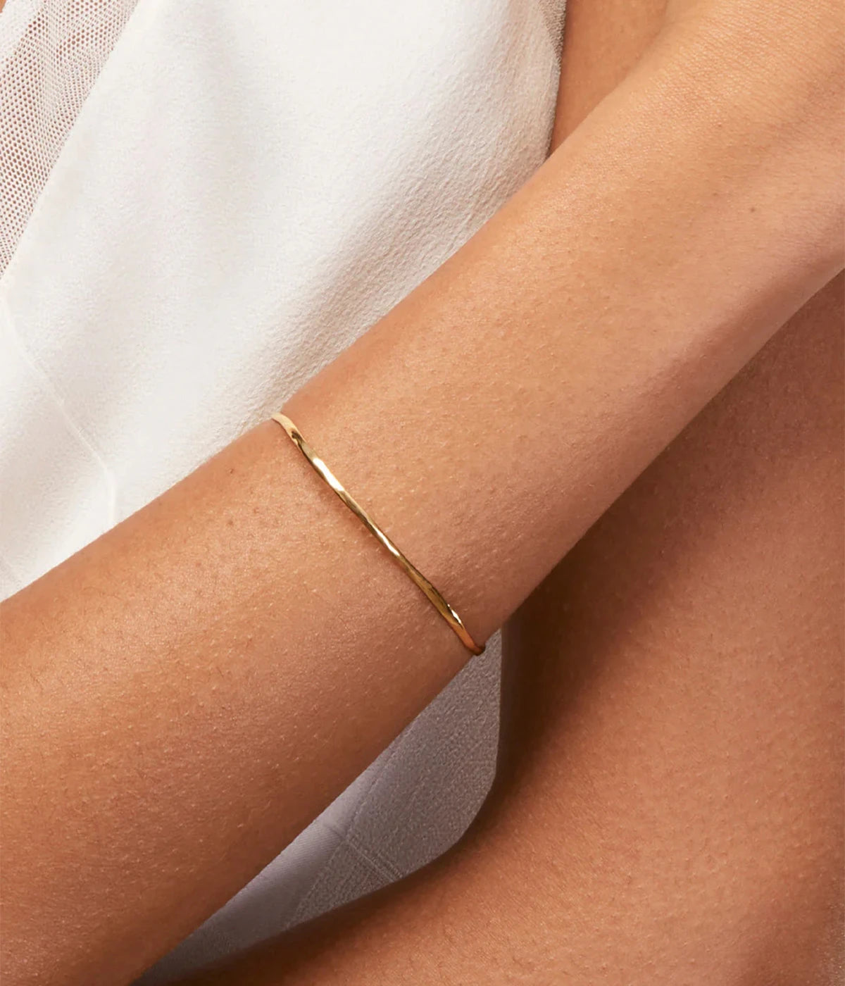 Taner Bar Bracelet in Gold