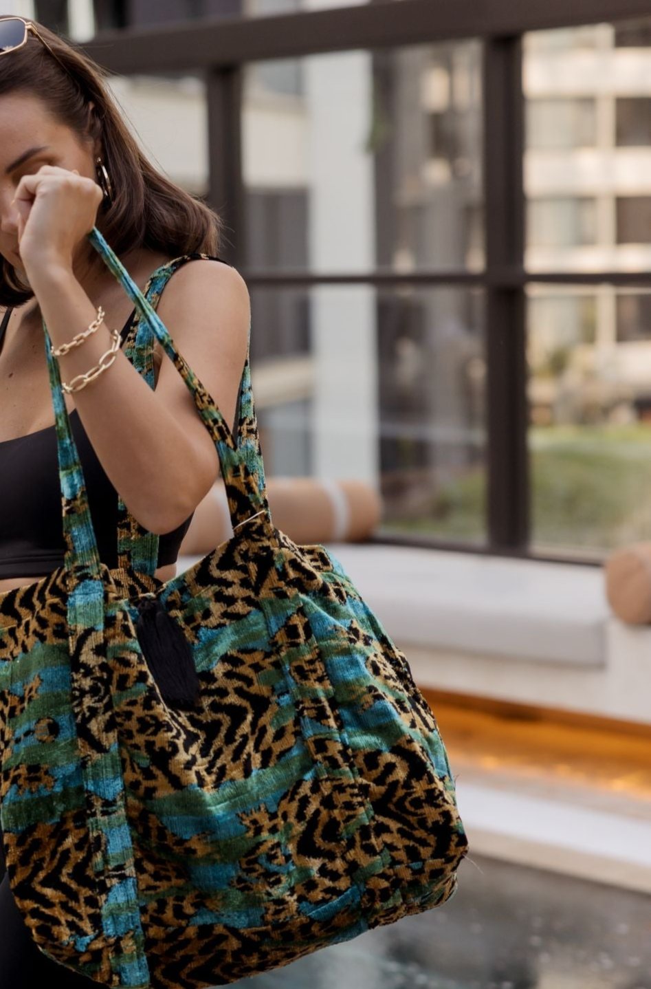 Emily Tote in Big Blue Cat
