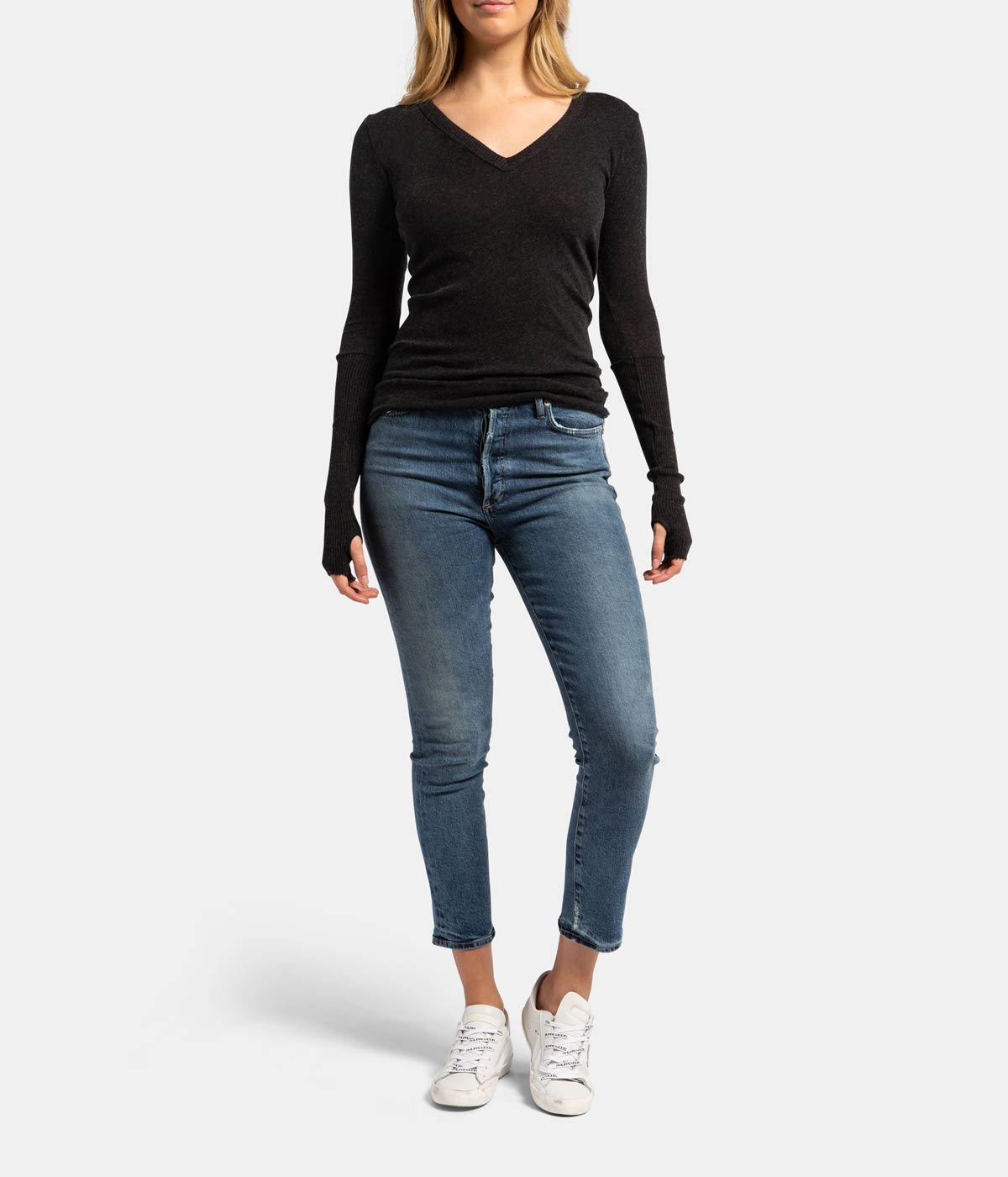 Cashmere V Neck Fitted Long Sleeve Top in Charcoal