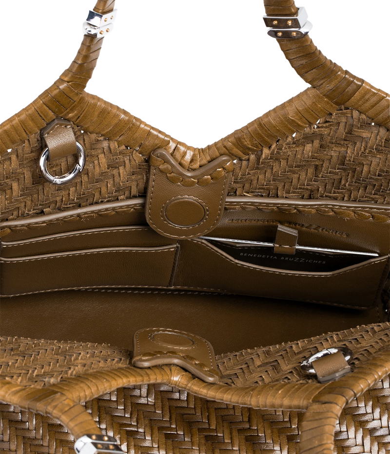 Usha Buffalo leather Bag in Coriandolo