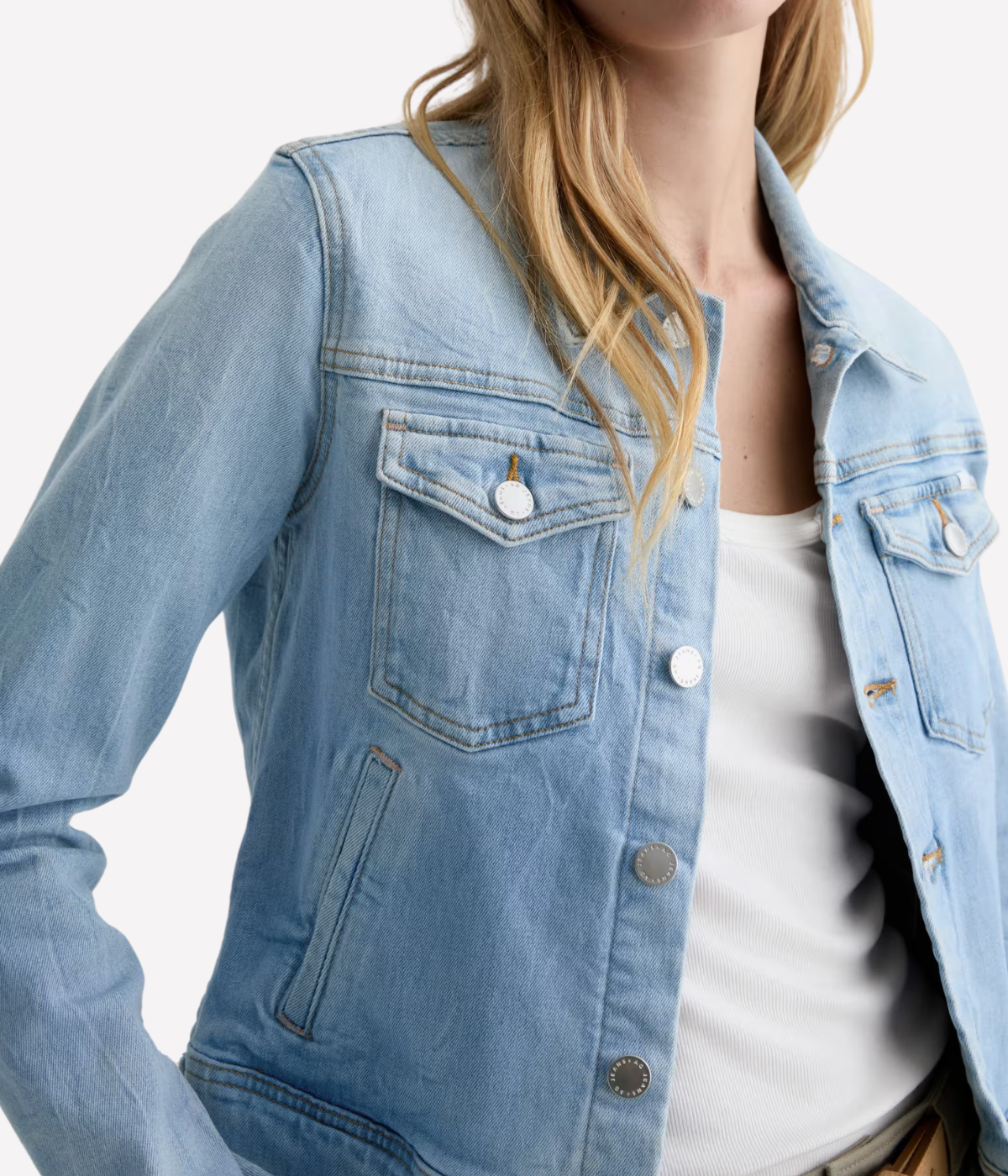 Robyn Jacket in Kings River