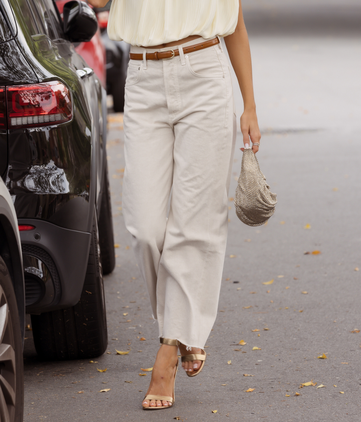 Ayla Raw Hem Jean in Almondette