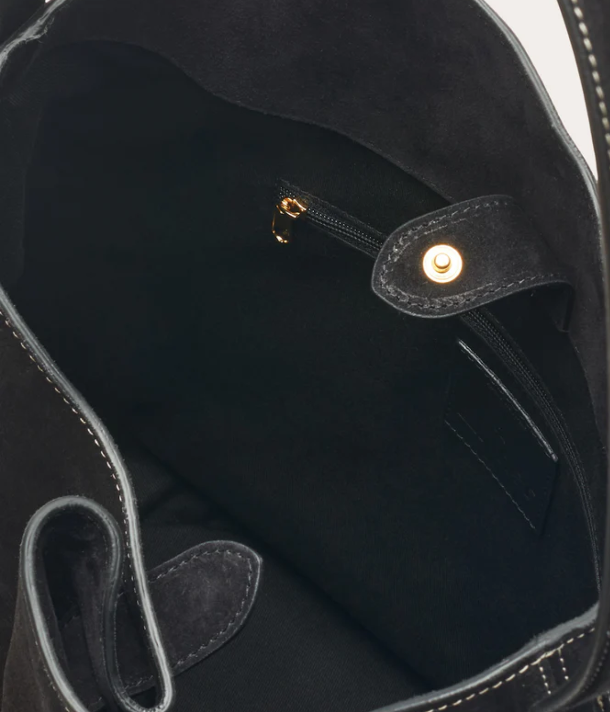Belted Bucket Bag Large in black suede