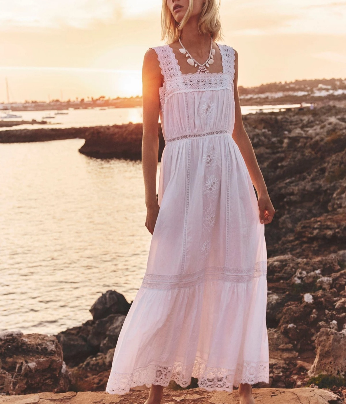 Anita Dress In White