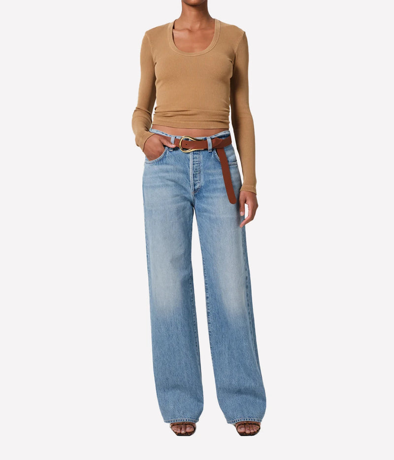 Citizens of Humanity Annina Jean in Muse worn on model, full length front view of high-rise straight leg denim jeans showing fit and silhouette