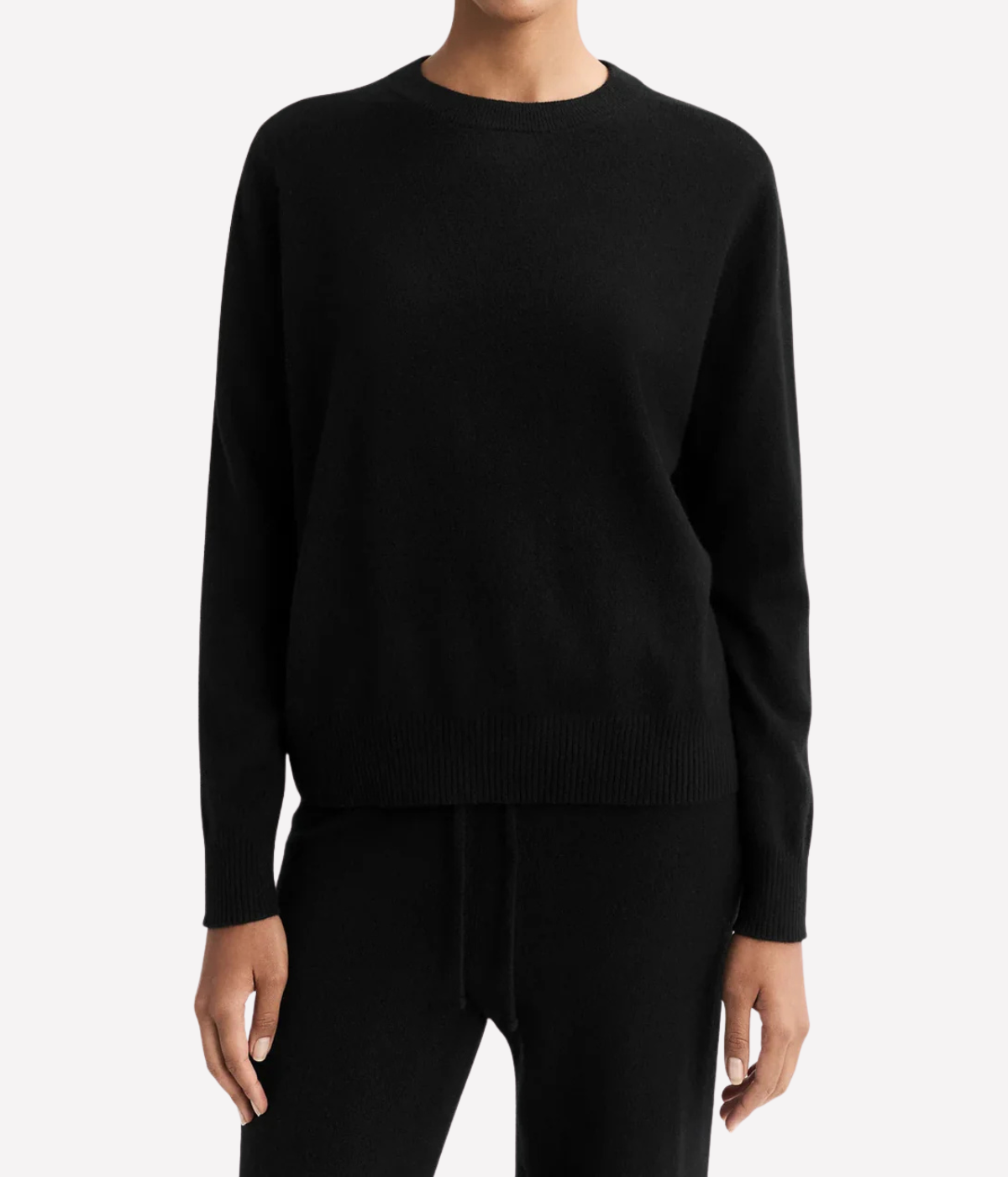 Cashmere Round Neck in Black
