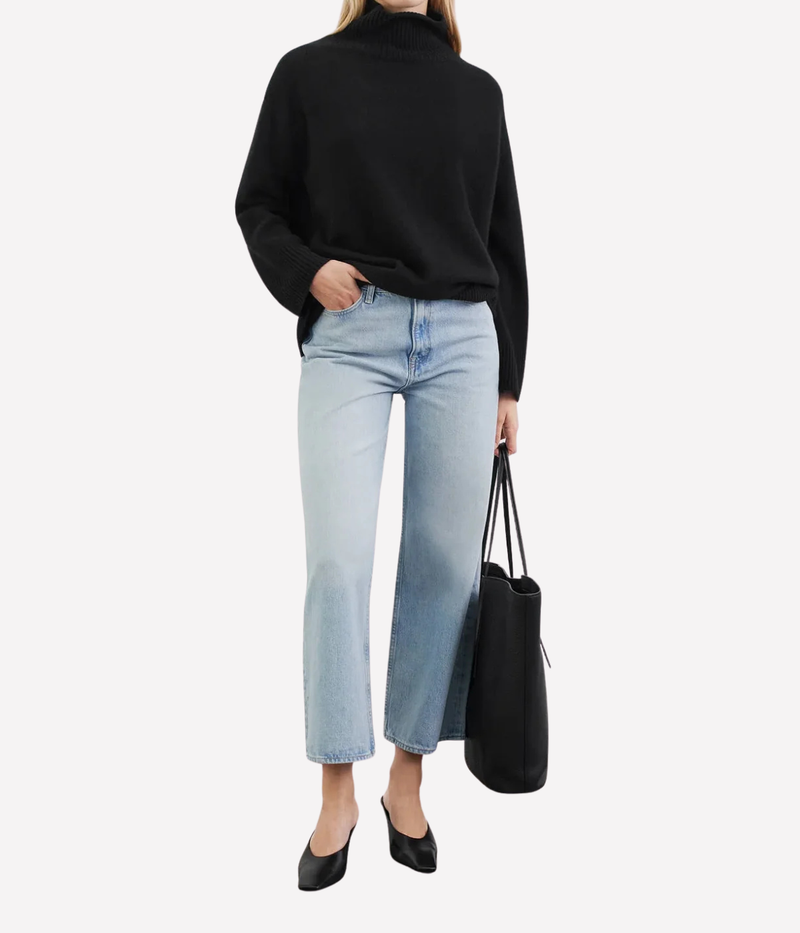 Soft Goat Alpaca Boyfriend Turtleneck in Black – Front model image