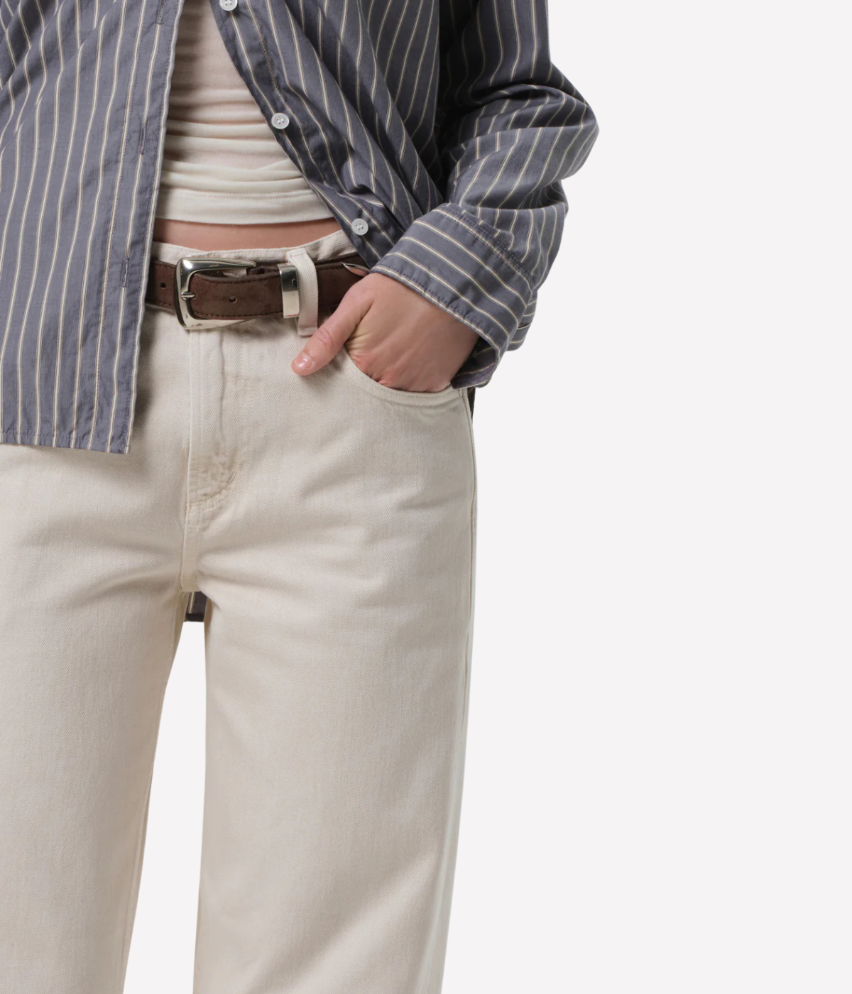 Lindz Low Rise Easy Straight Jean in Almondette