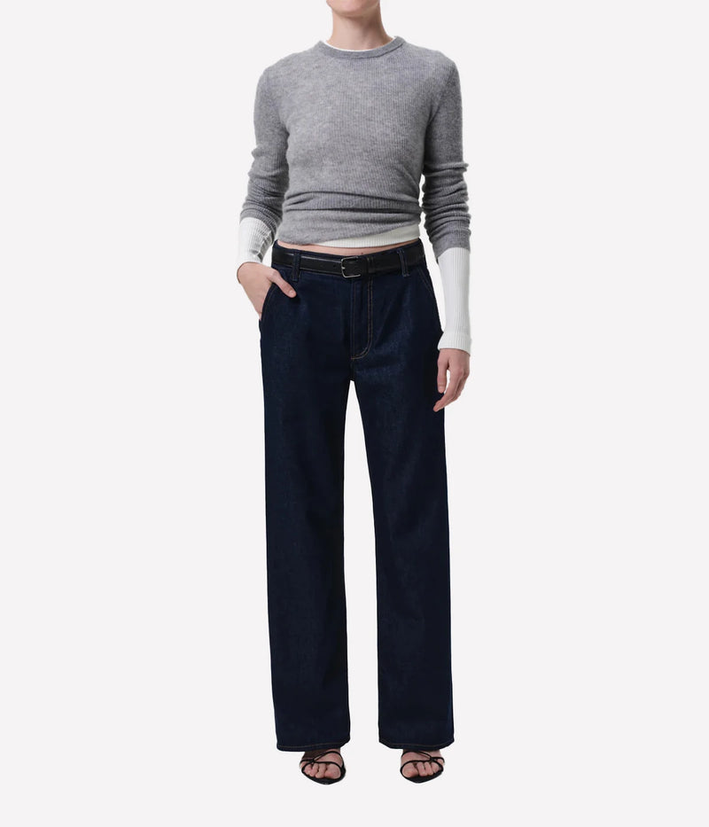 Citizens of Humanity Annina Pocket Trouser in Jones – Full-length model view featuring a high-rise tailored fit and straight trouser silhouette in dark indigo denim.