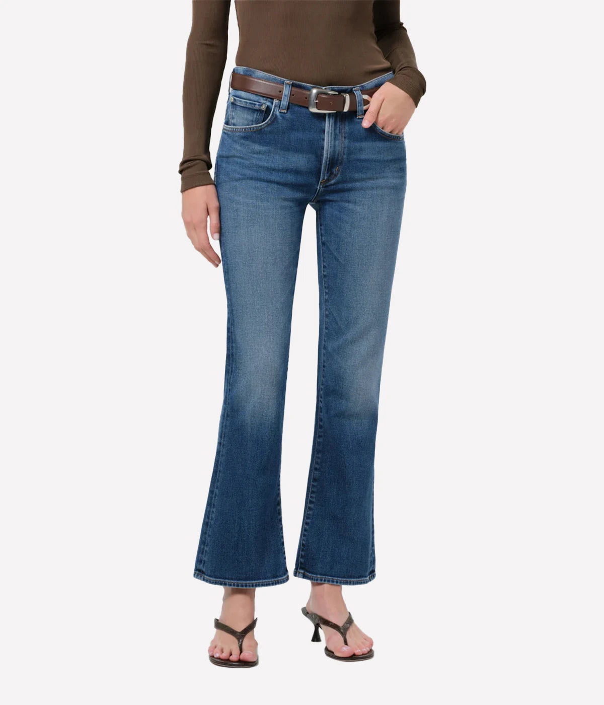 Goldie Kick Flare in Allister